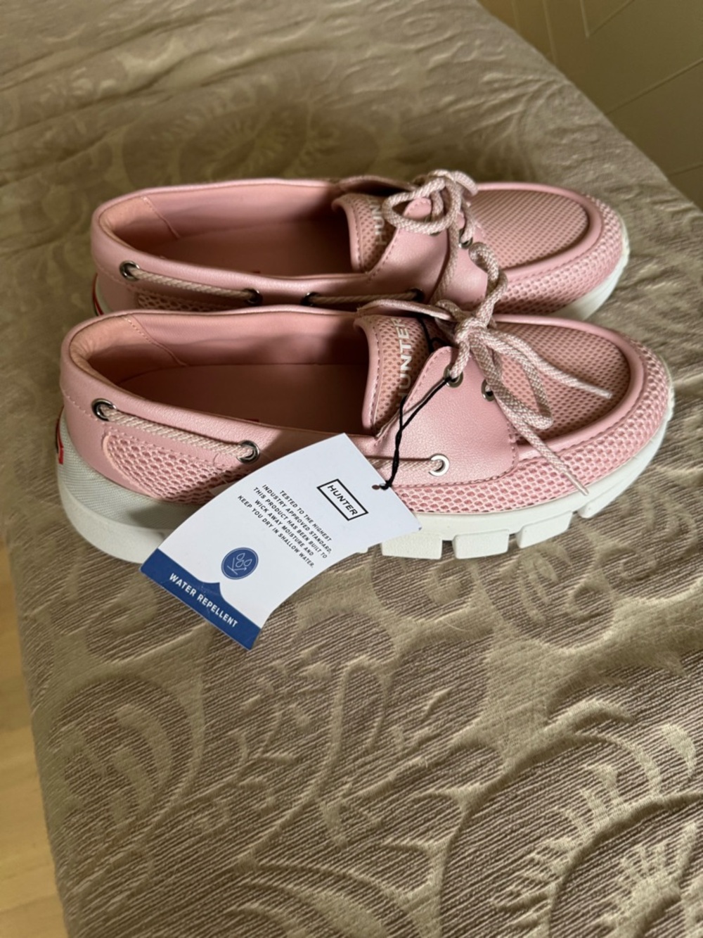 Hunter Pink Mesh Lace-Up Boat Shoes